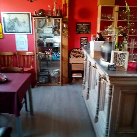 Le Relais Du Moulin לינה וארוחת בוקר גדין